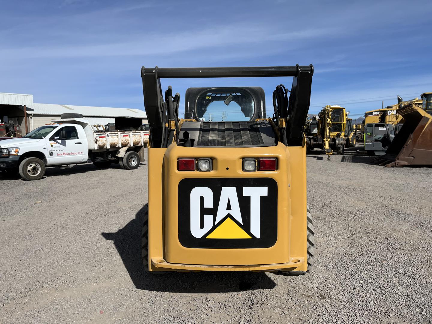 ./imagenes/INVOICE/2019/15039/MINICARGADOR CATERPILLAR 262C (4).JPG